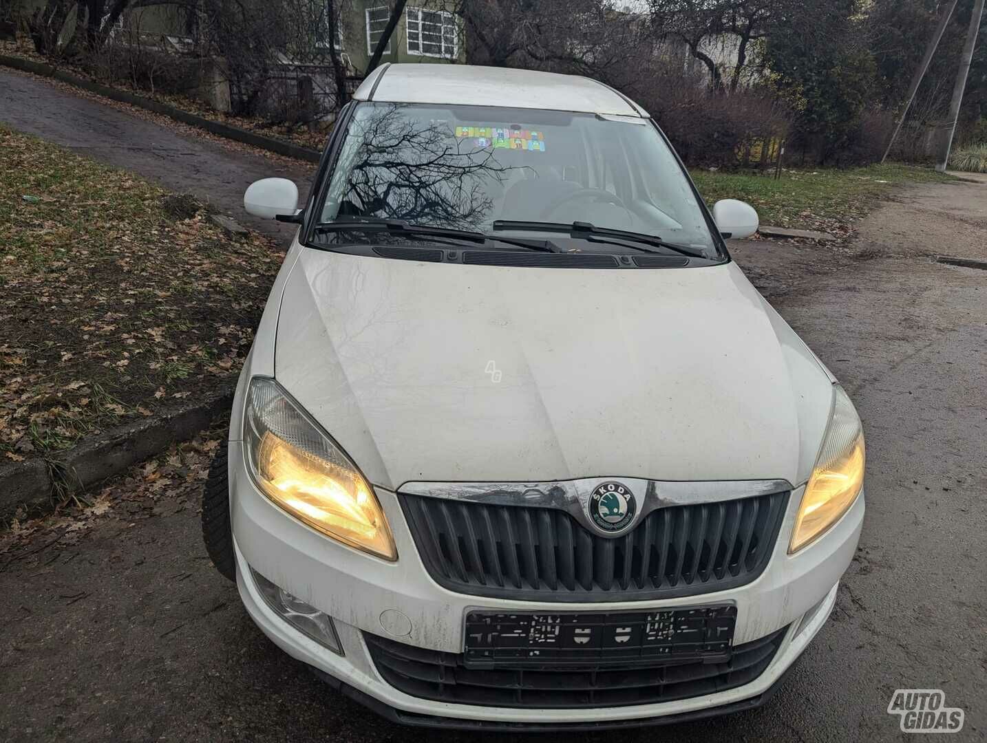 Skoda Roomster 2012 y Wagon