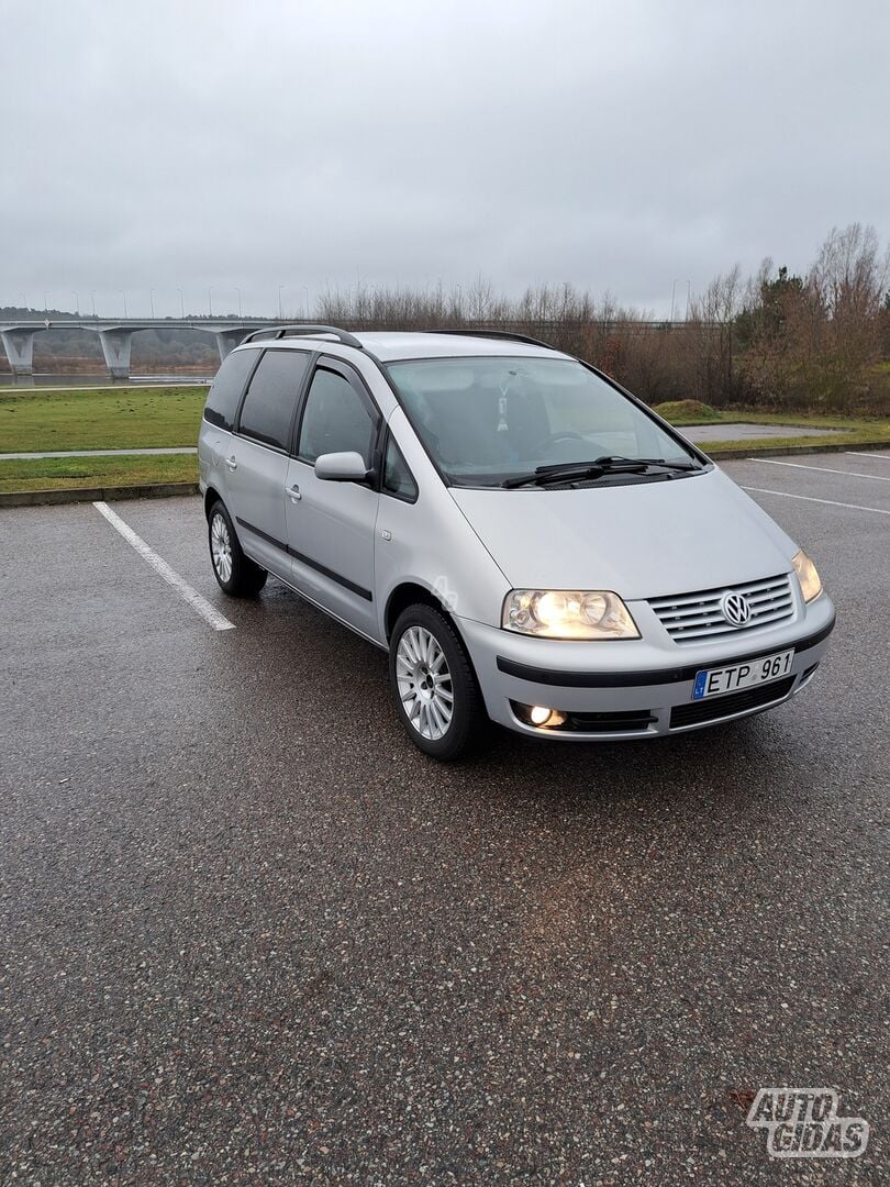 Volkswagen Sharan I 2001 y