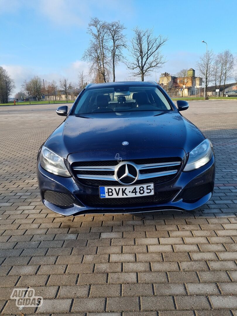 Mercedes-Benz C 220 2015 y Wagon