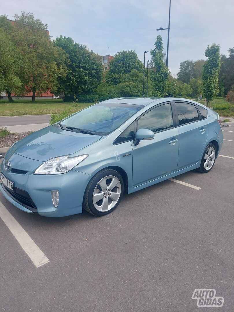 Toyota Prius III 2014 m