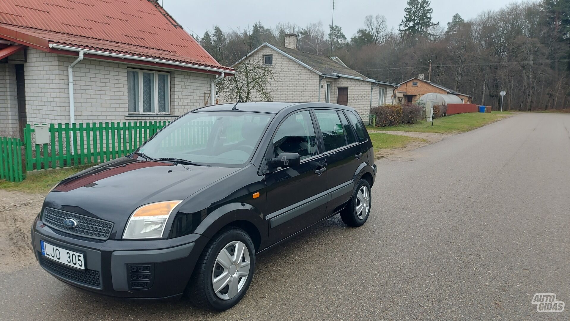 Ford Fusion 2007 y Van