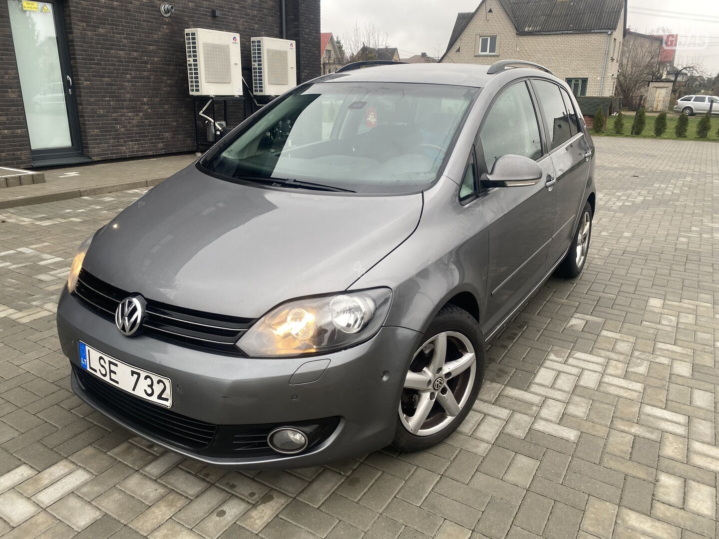 Volkswagen Golf Plus 2010 y Hatchback