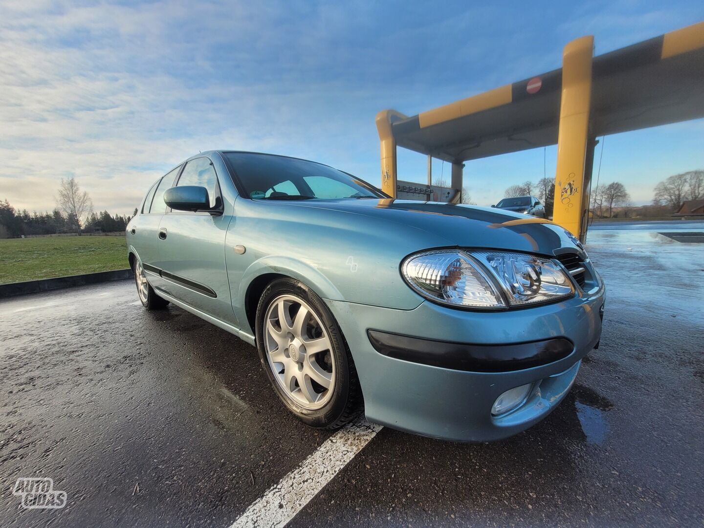 Nissan Almera II 2000 y