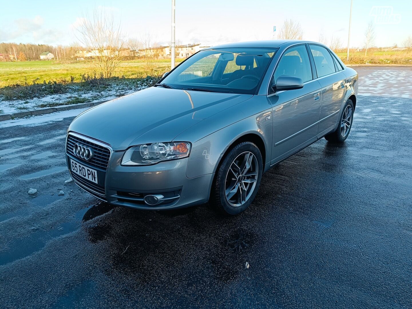 Audi A4 14695 2005 y