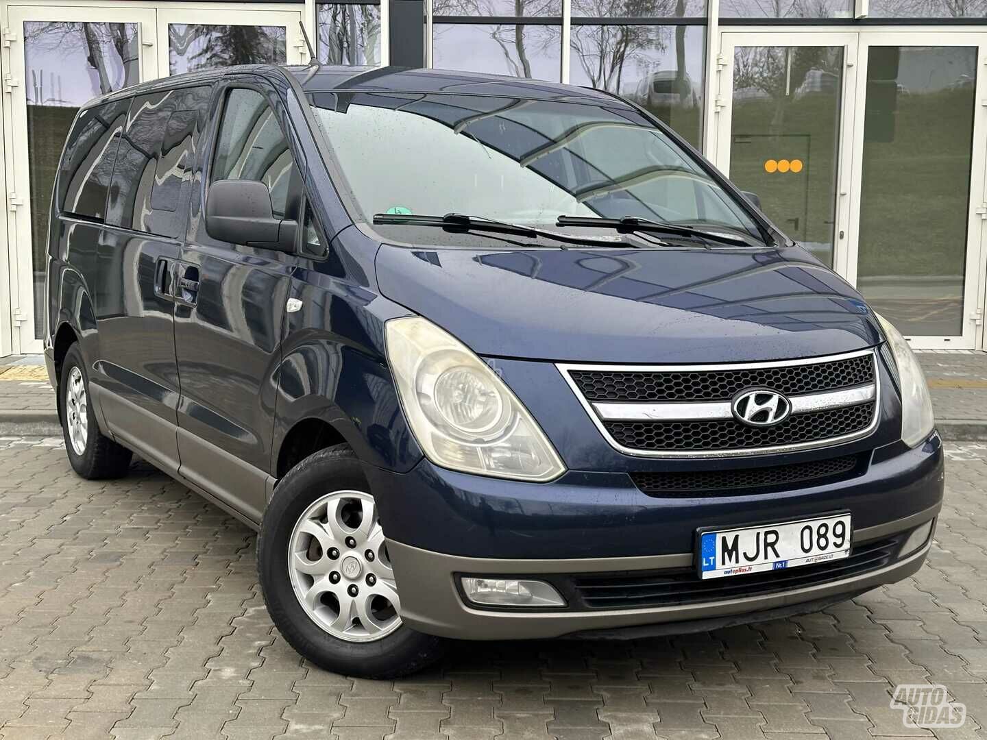 Hyundai H-1 2010 y Van