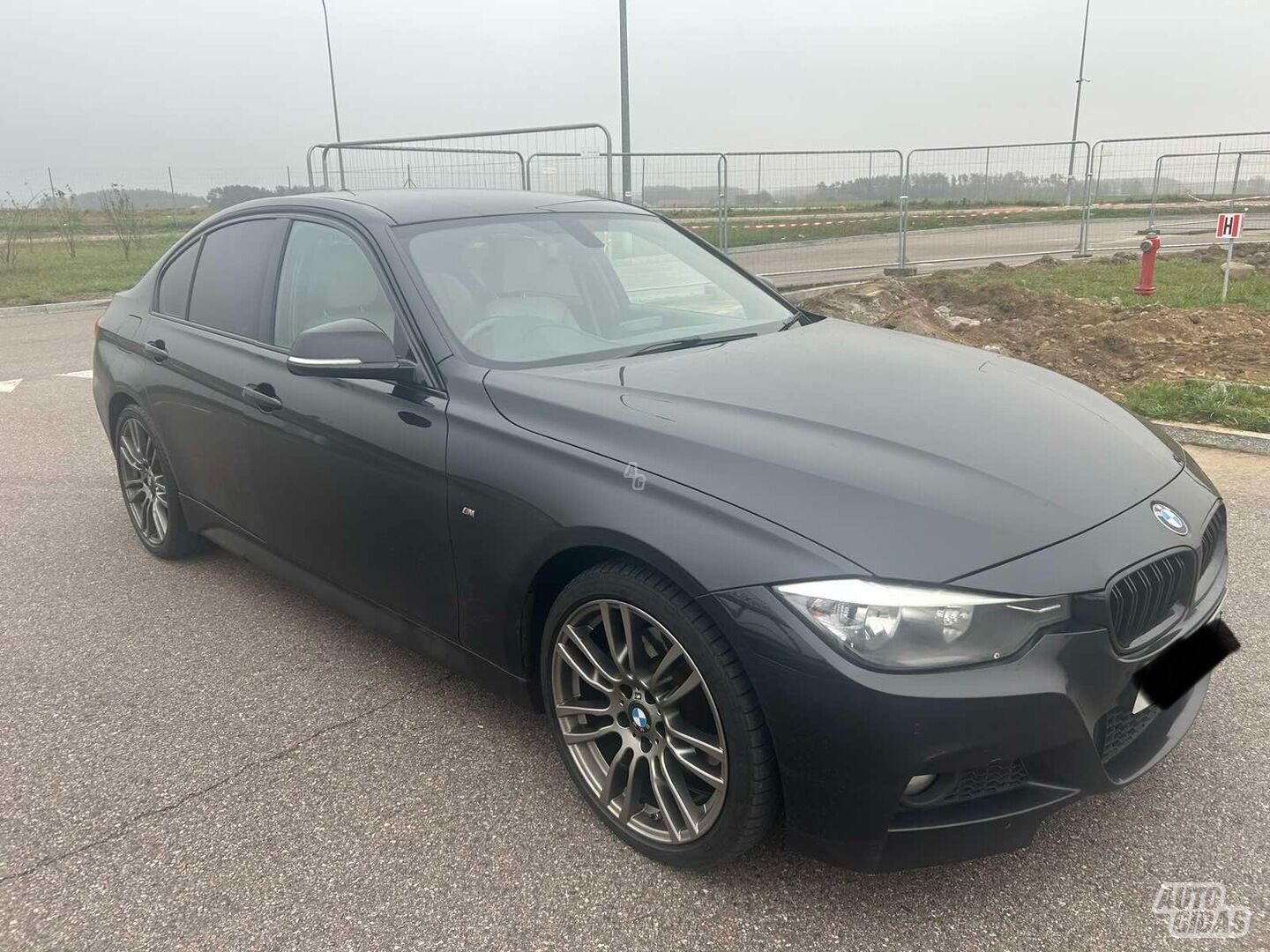 Bmw 330 F30 2015 m dalys