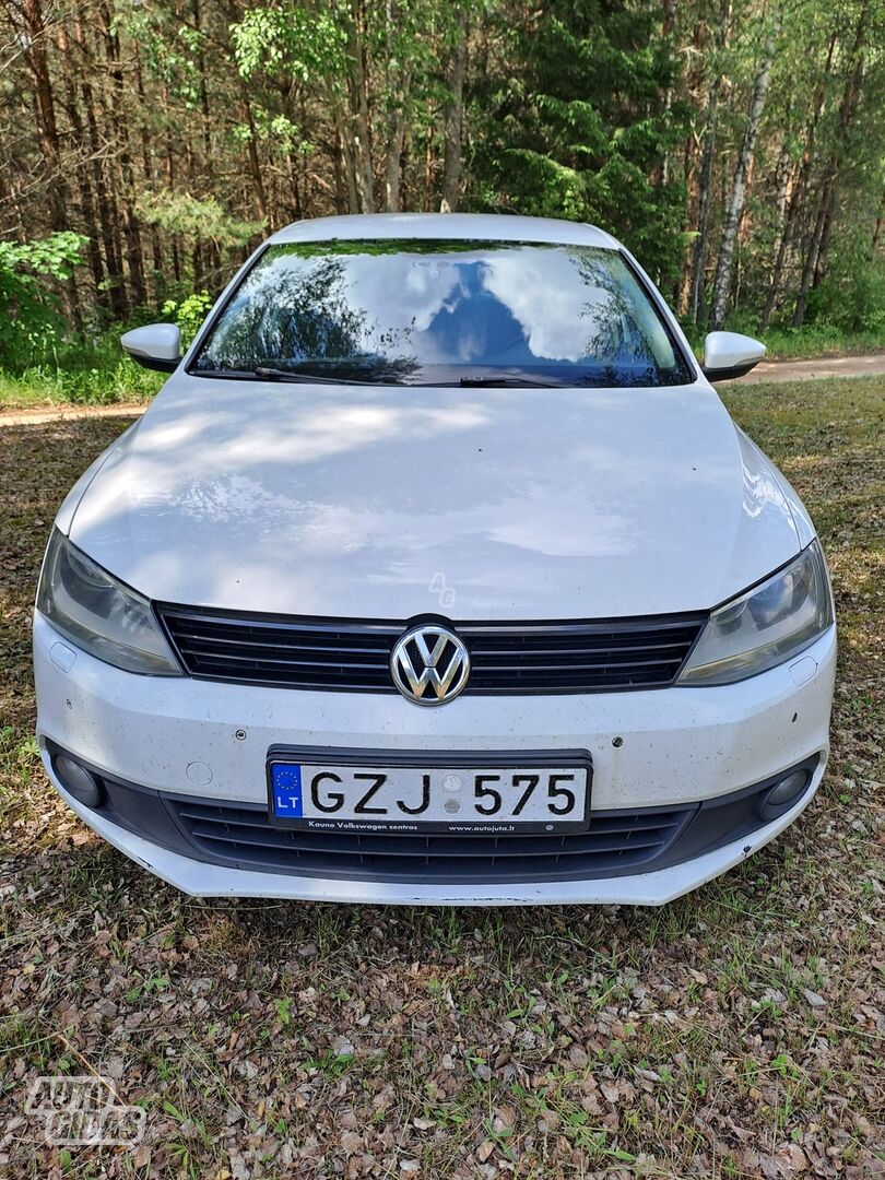 Volkswagen Jetta VI 2013 m