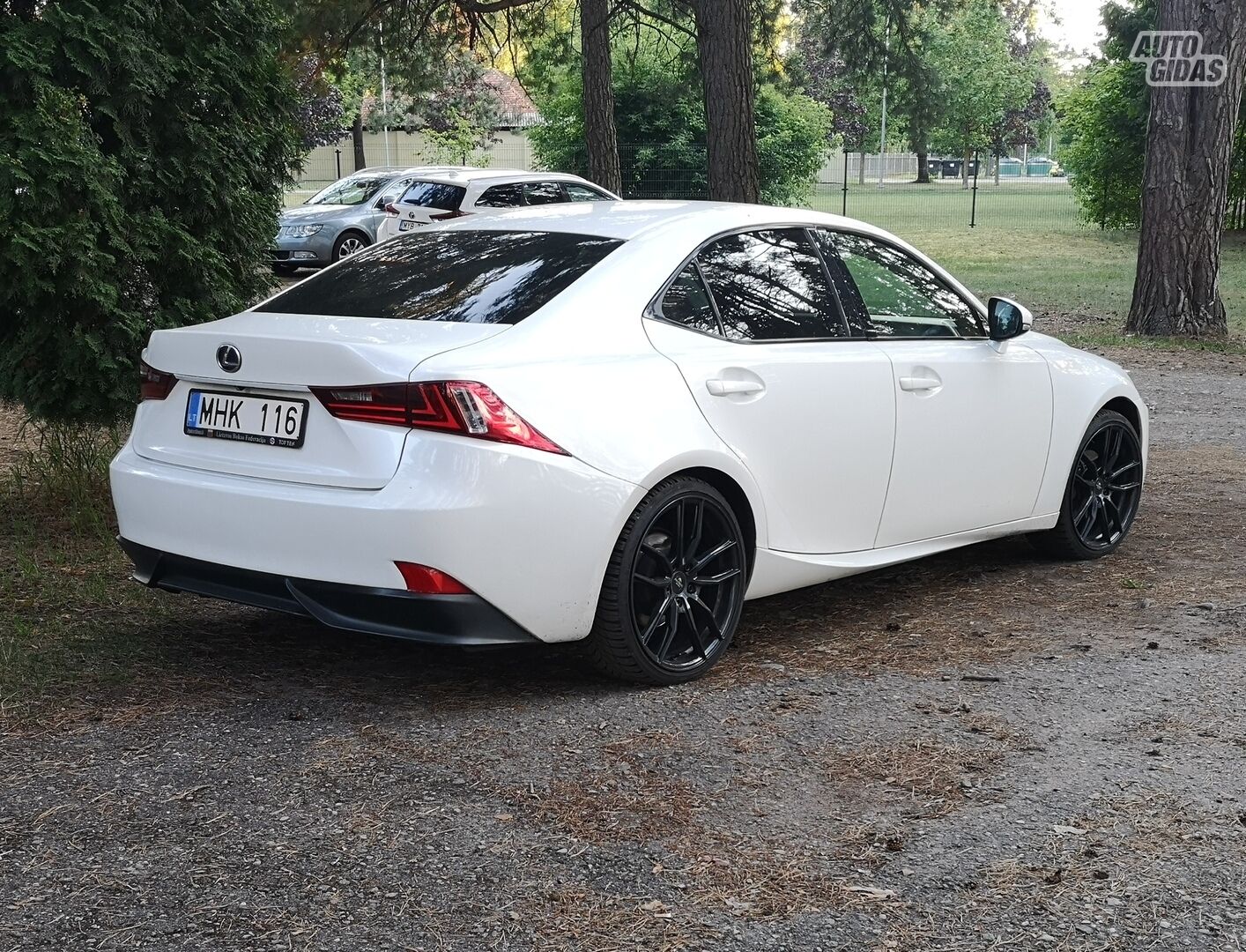 Lexus IS 300h 2013 y Sedan