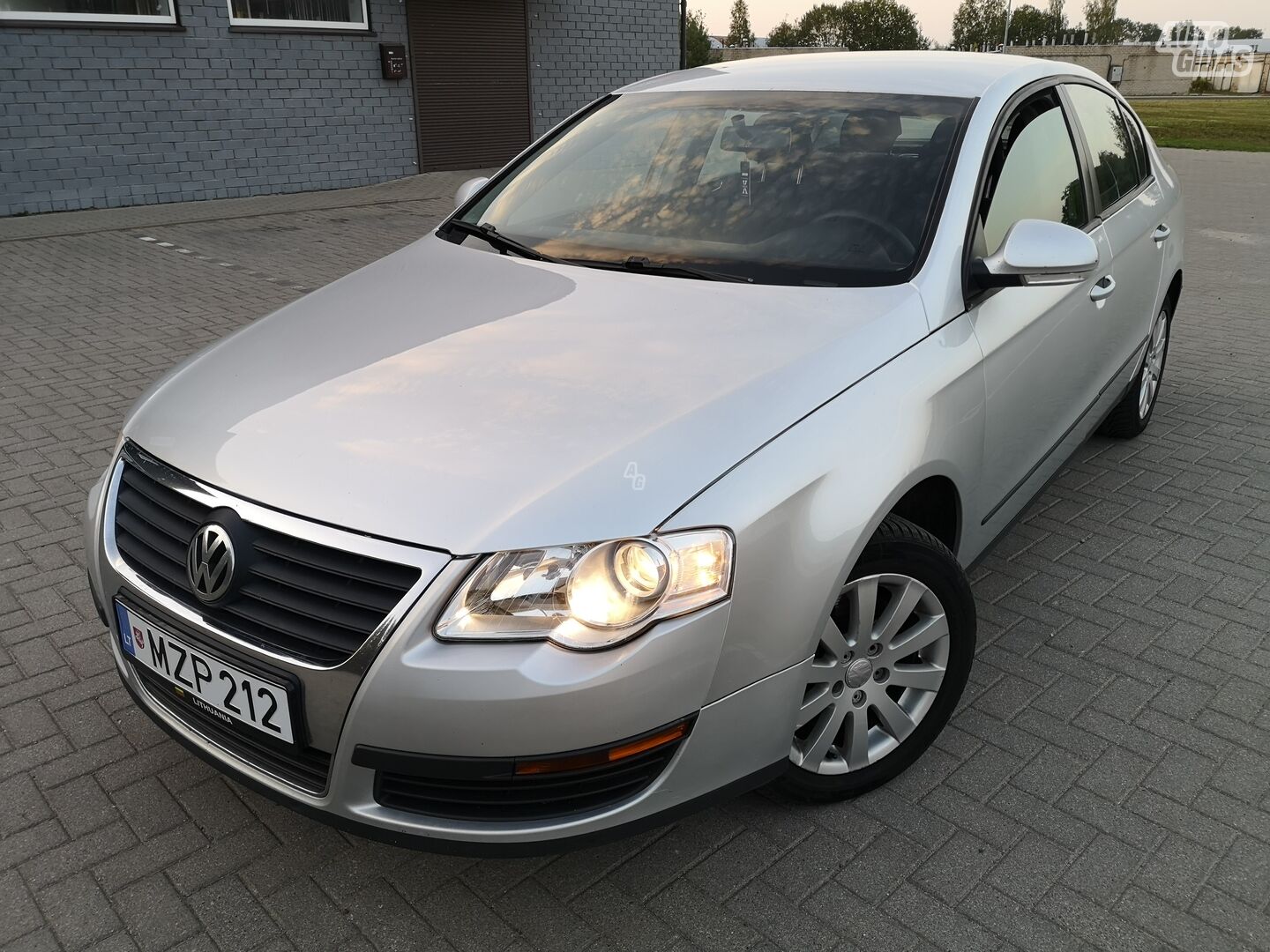 Volkswagen Passat 2006 y Sedan