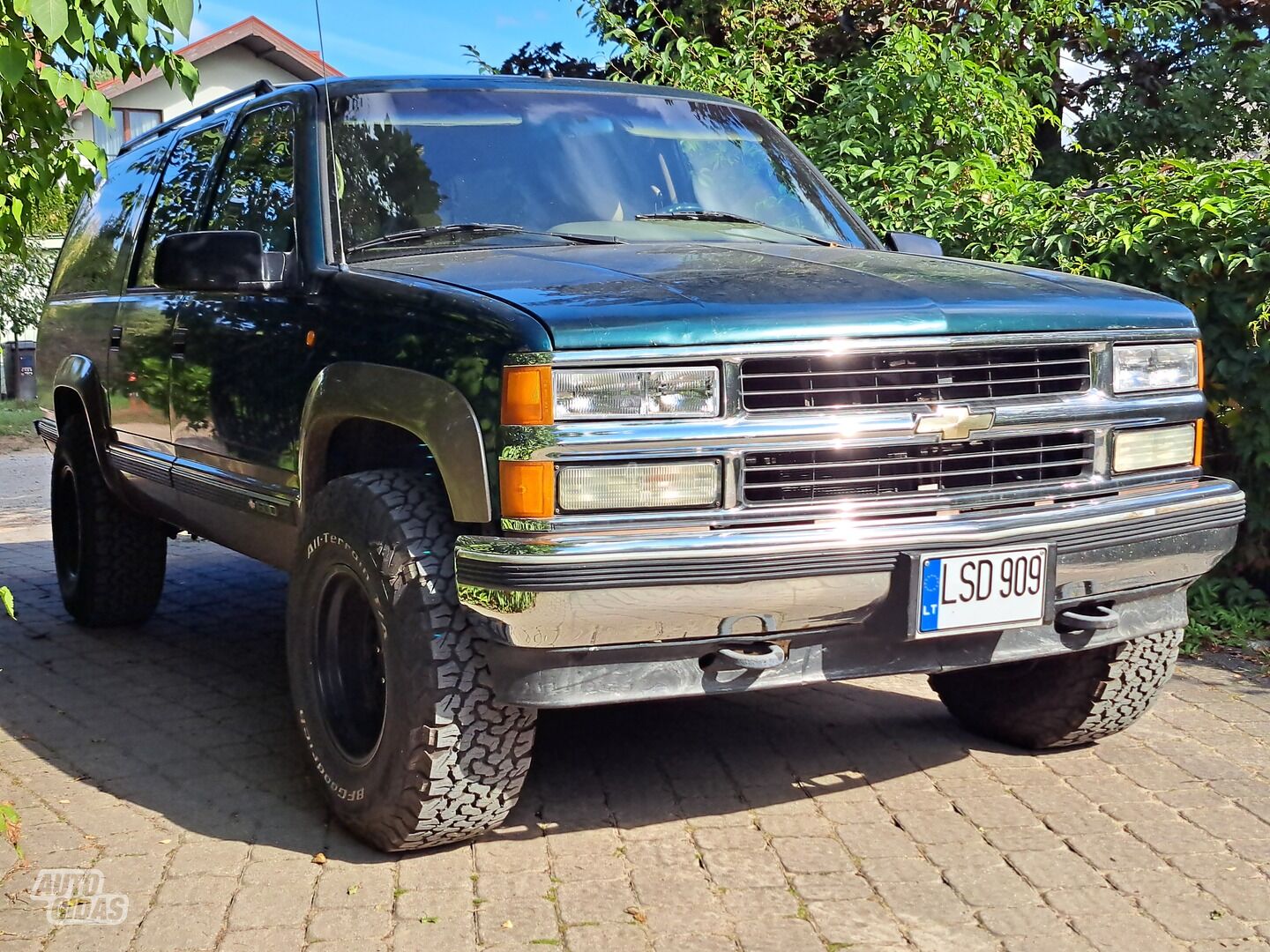 Chevrolet Suburban 1500 1995 г