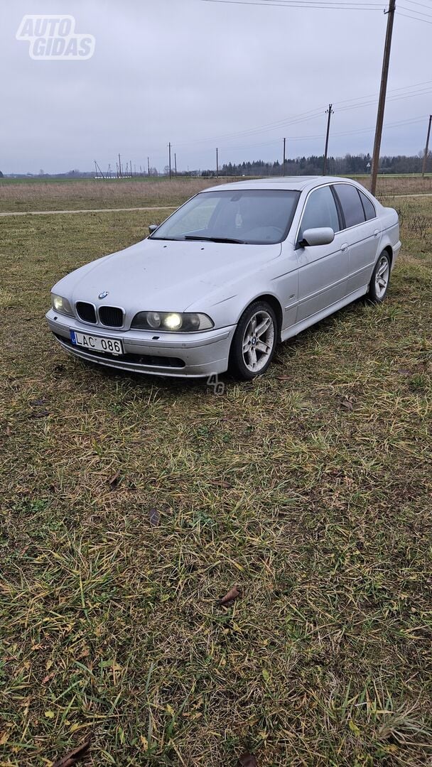 Bmw 530 15076 2001 y