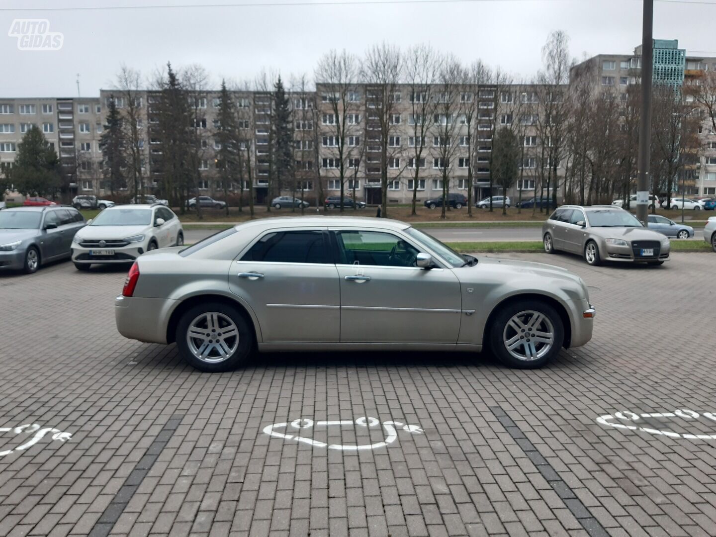 Chrysler 300C 2008 y Sedan