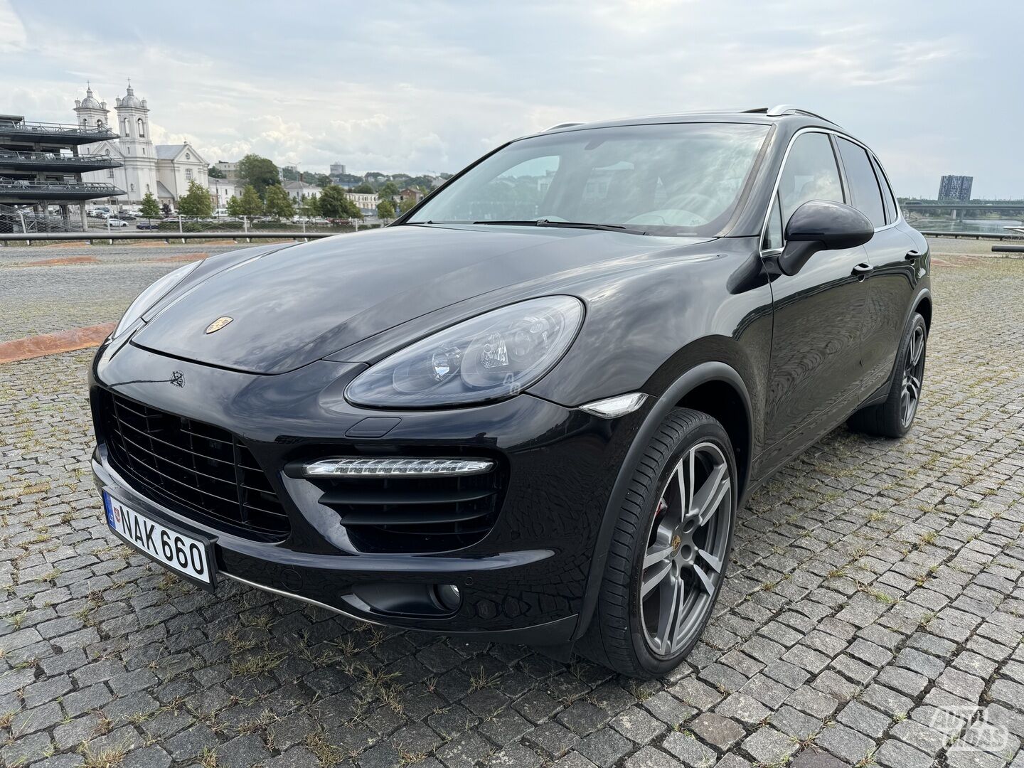 Porsche Cayenne 2010 y Off-road / Crossover