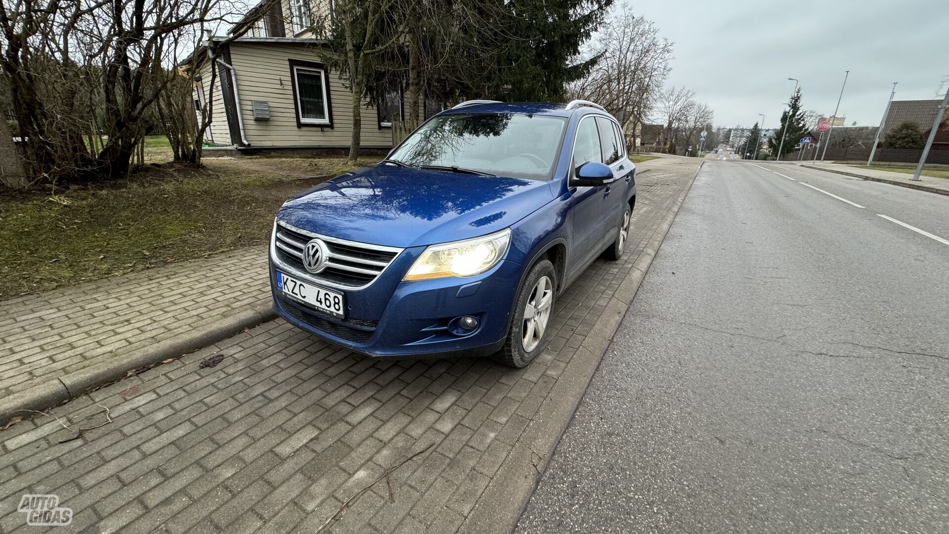 Volkswagen Tiguan 2010 y Off-road / Crossover