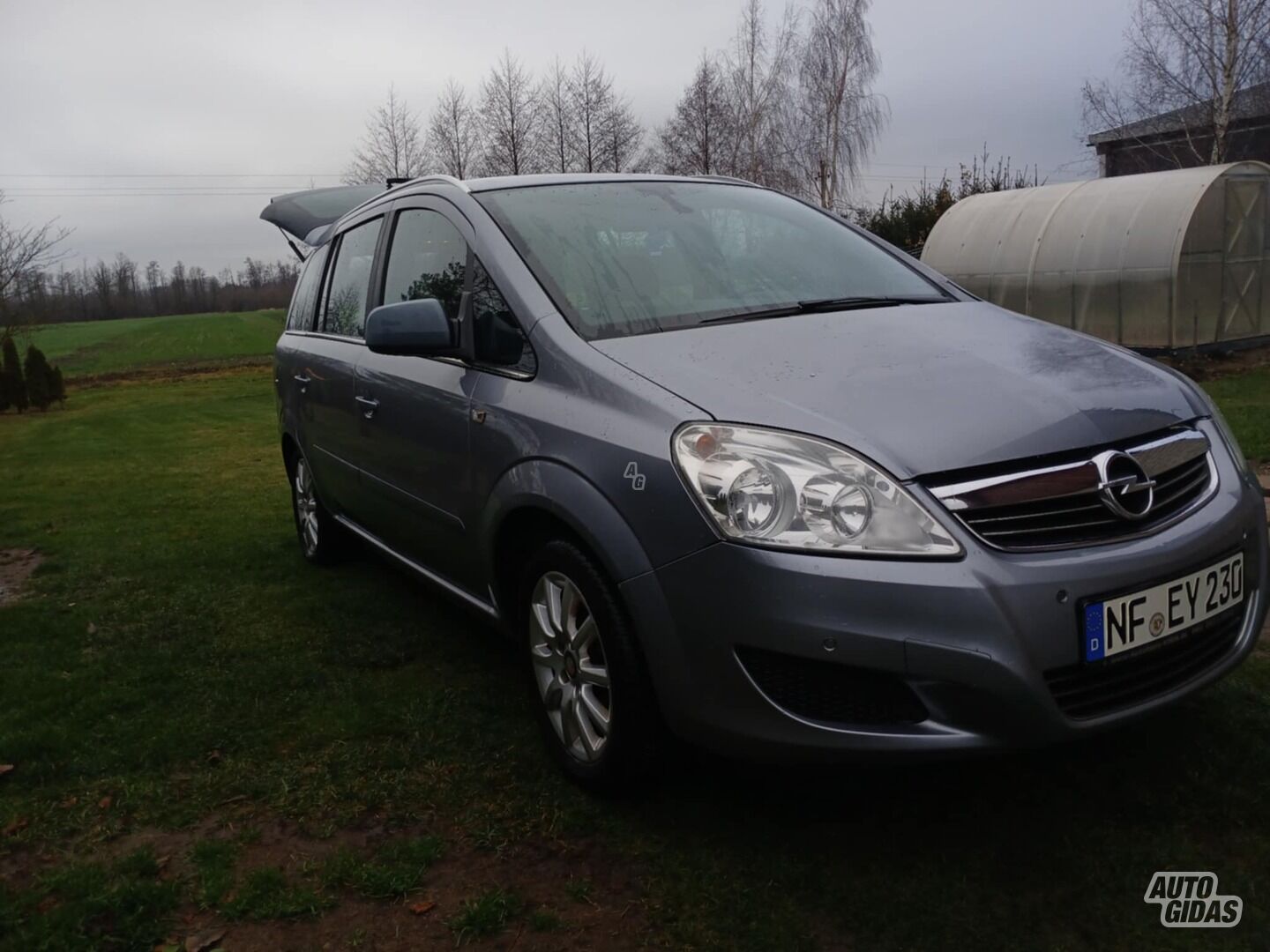 Opel Zafira 2009 г Минивэн