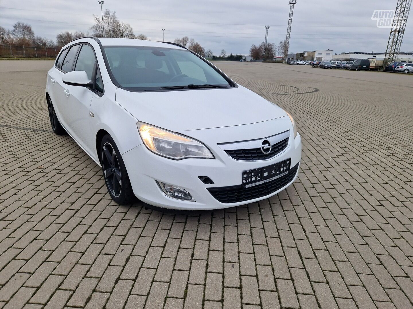 Opel Astra 2011 m Universalas