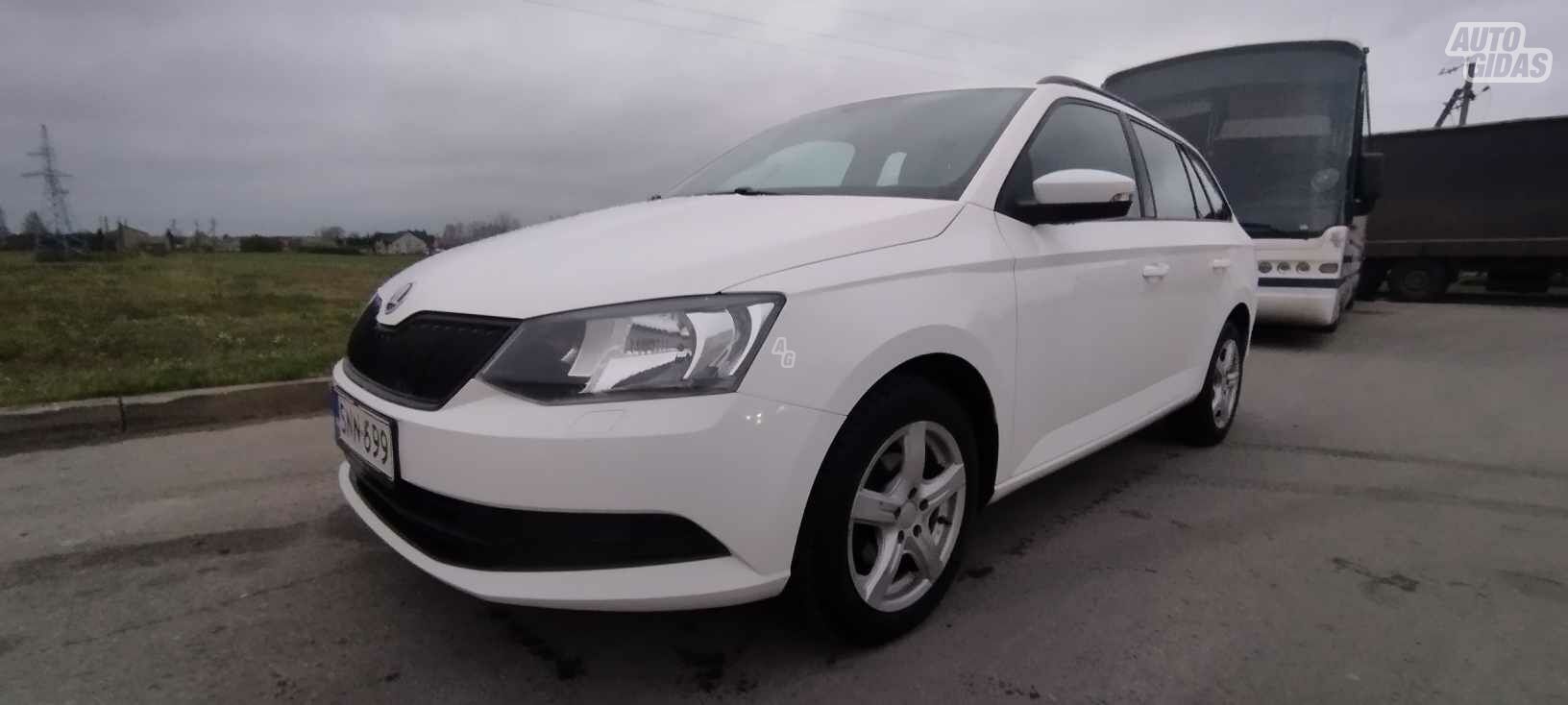 Skoda Fabia MPI 2015 г