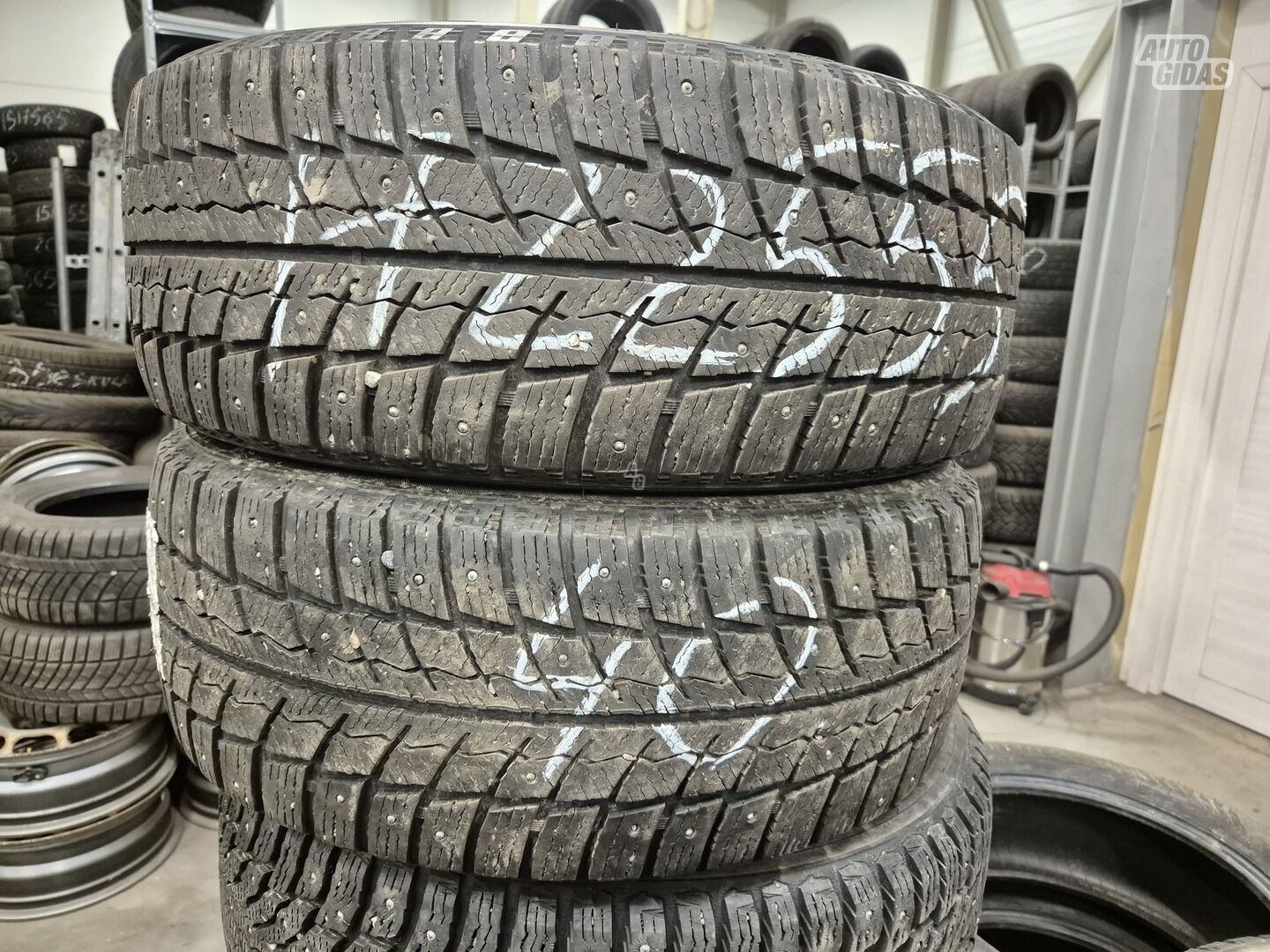 R17 winter tyres passanger car