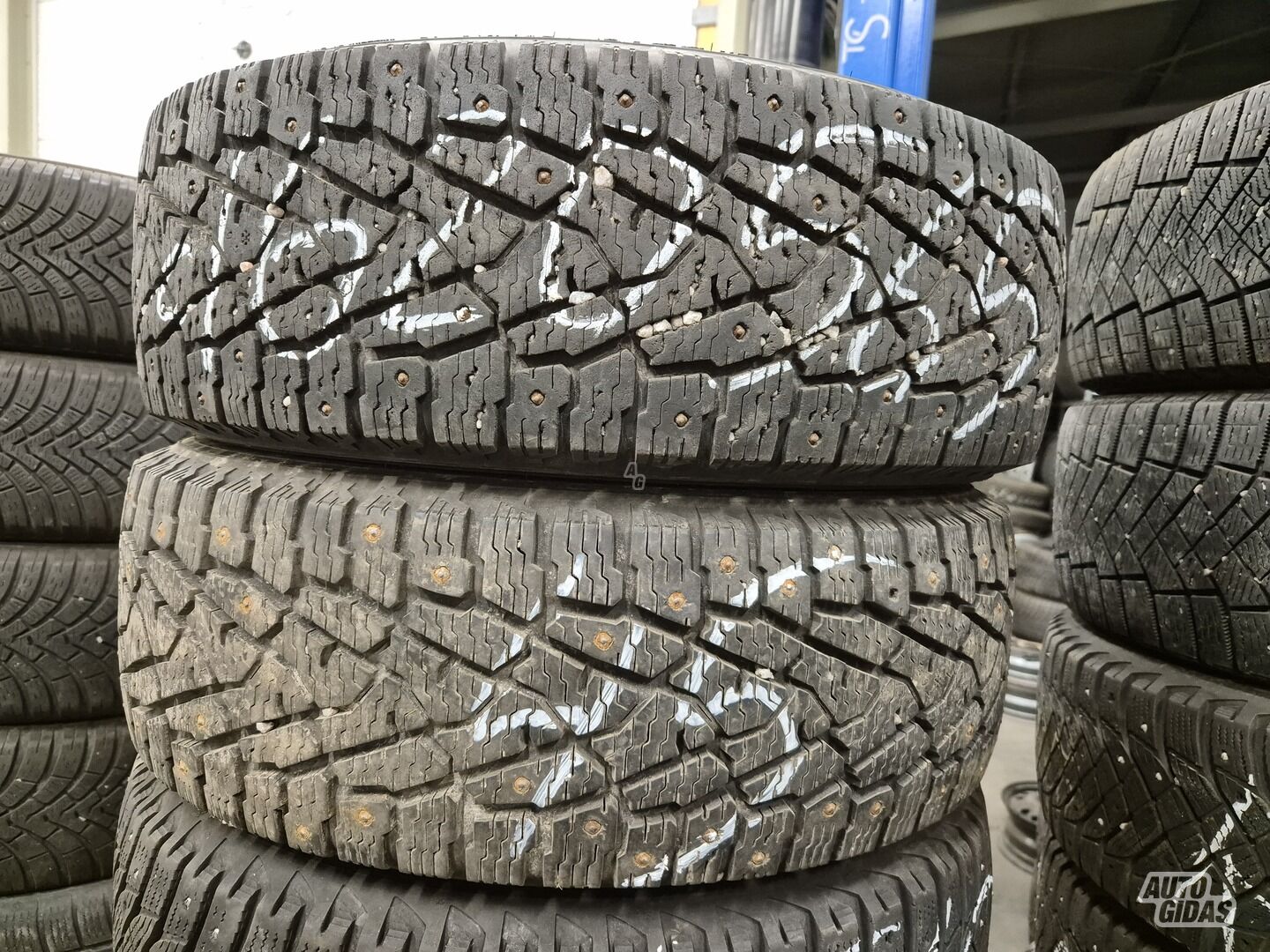 R16C winter tyres minivans