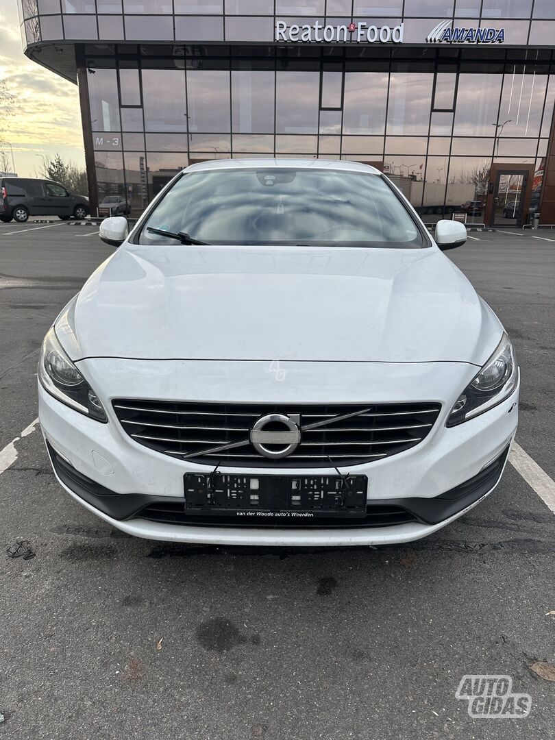 Volvo V60 2013 m Universalas