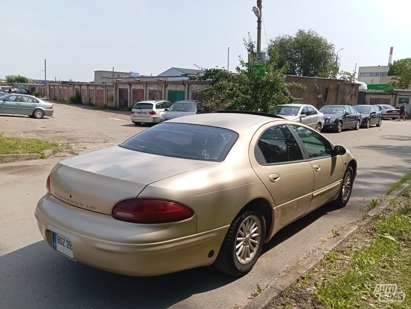 Chrysler Concorde 1999 y Sedan