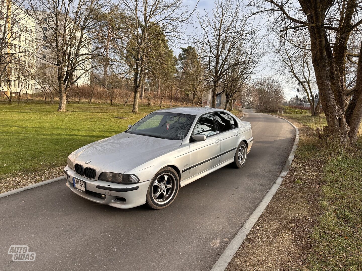 Bmw 525 E39 2003 y