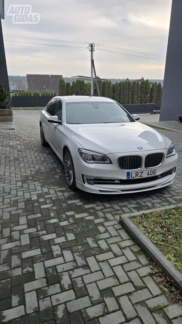 Bmw 750 2013 m Sedanas