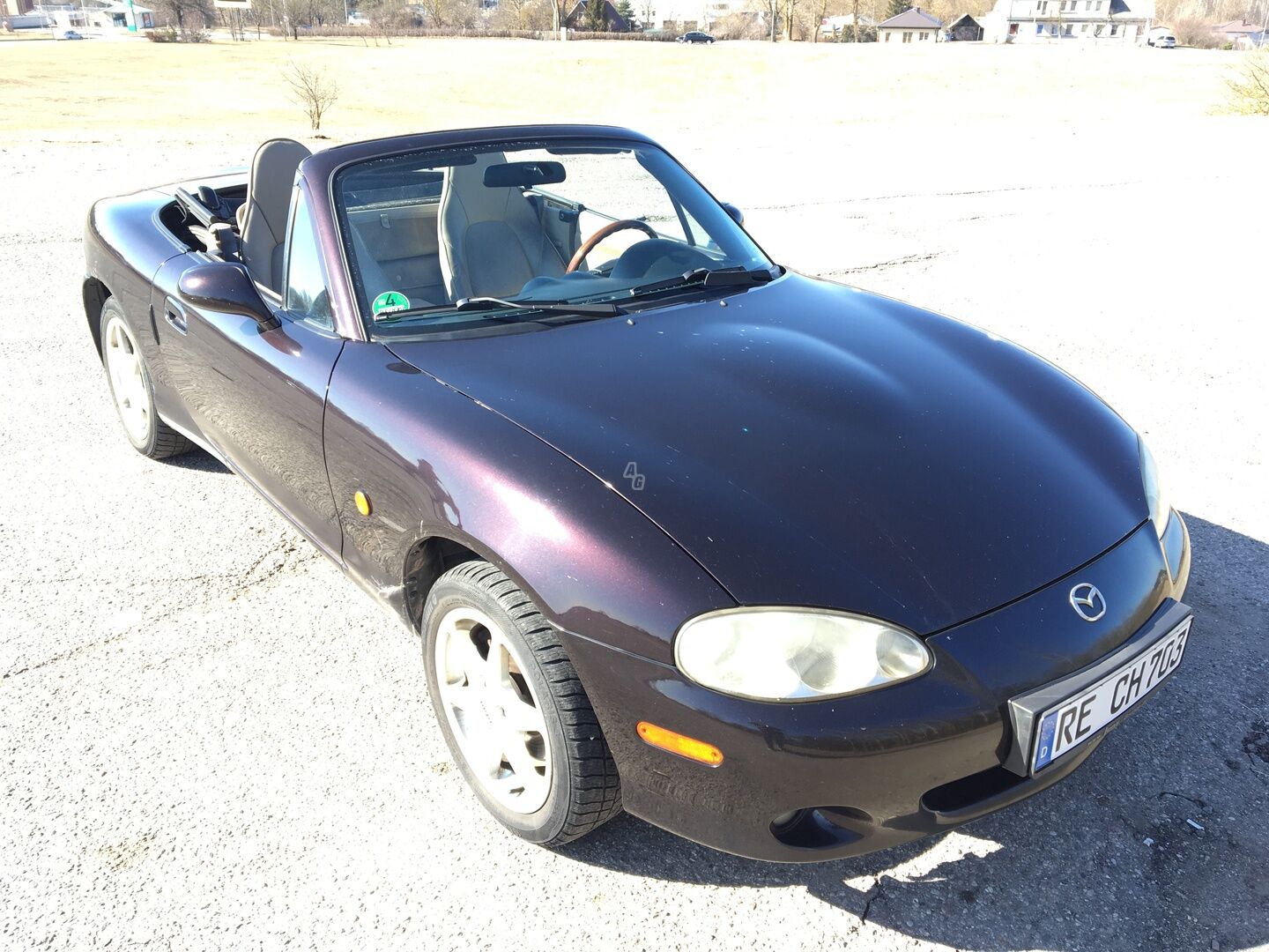 Mazda MX-5 black cherry mica SE 2003 m