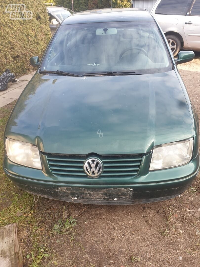 Volkswagen Bora TDI 2002 y parts