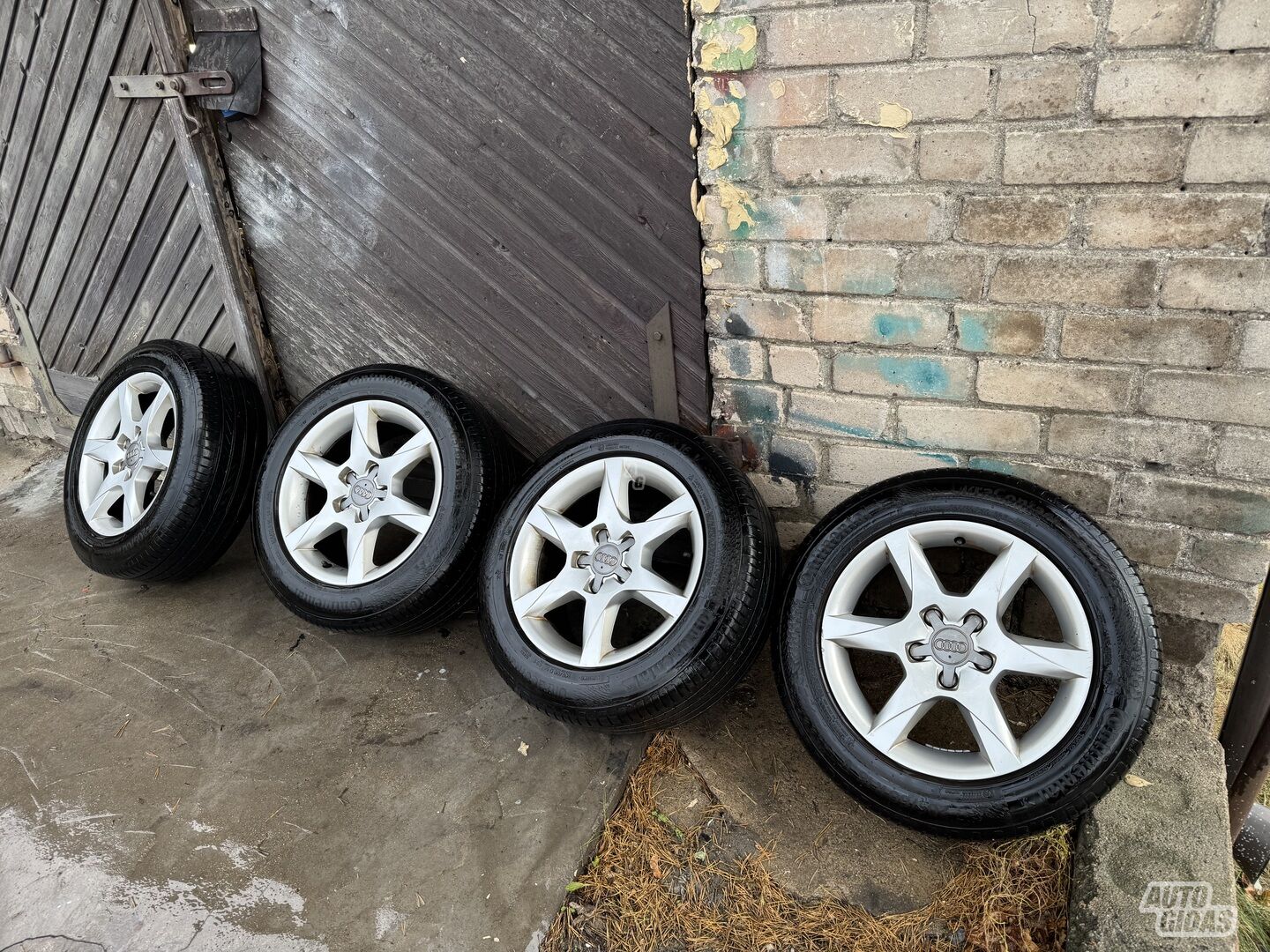 Light alloy R16 rims