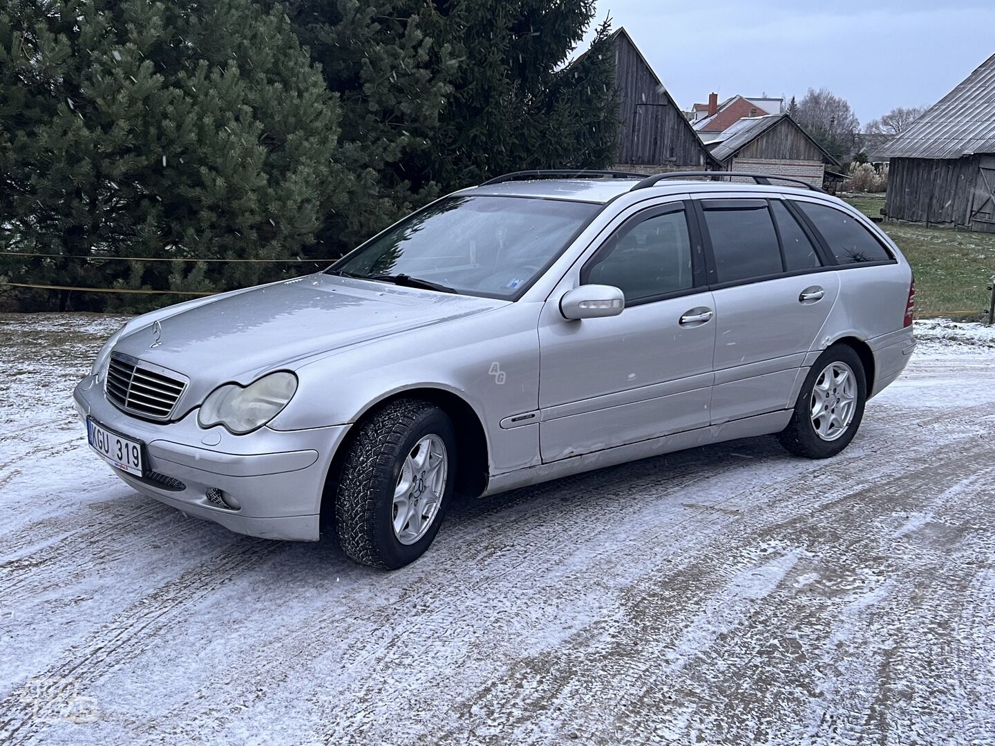 Mercedes-Benz C 220 S203 2001 m