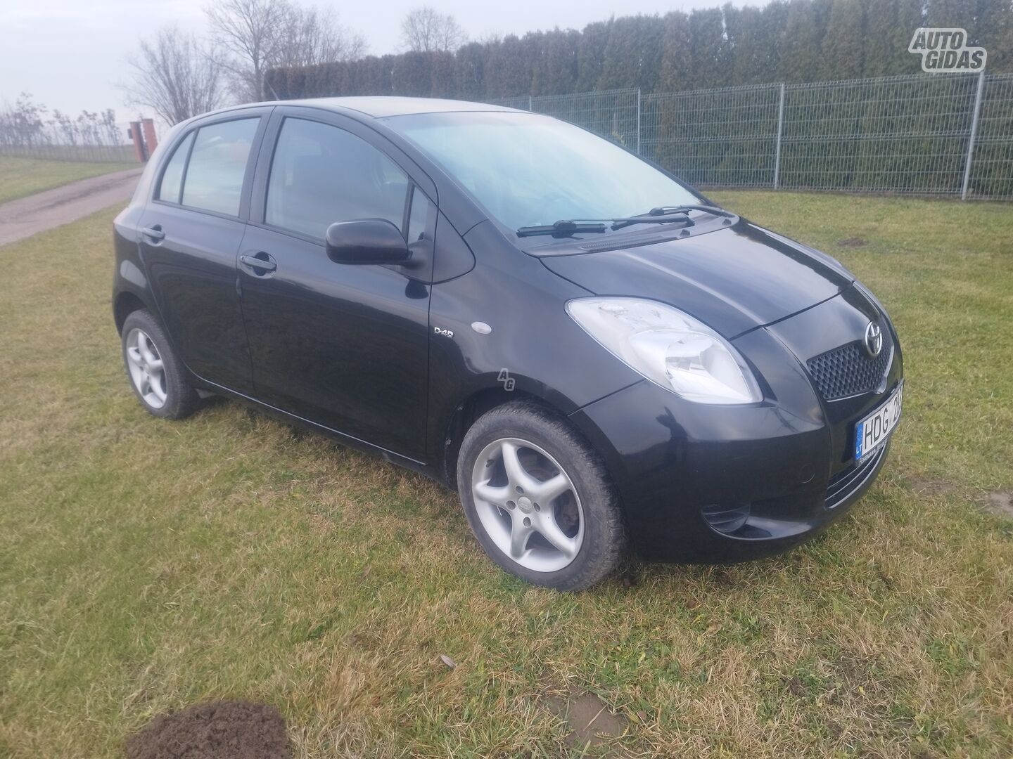 Toyota Yaris 2007 г Хэтчбек