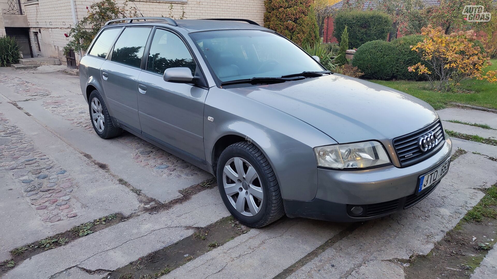 Audi A6 2002 m Universalas