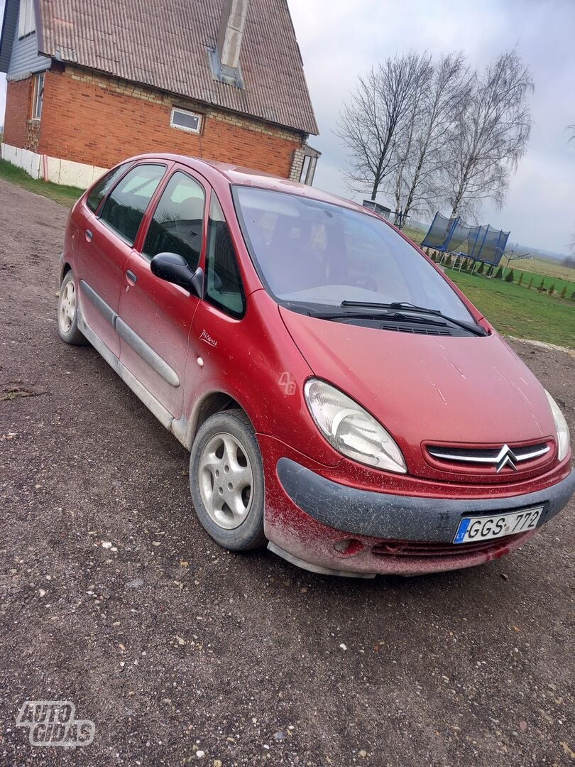 Citroen Xsara Picasso 2002 y Hatchback