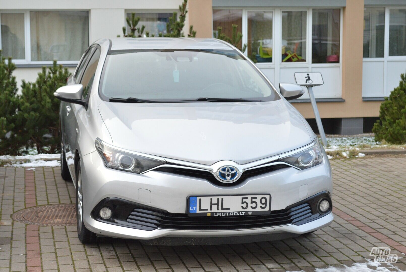 Toyota Auris II 2016 y