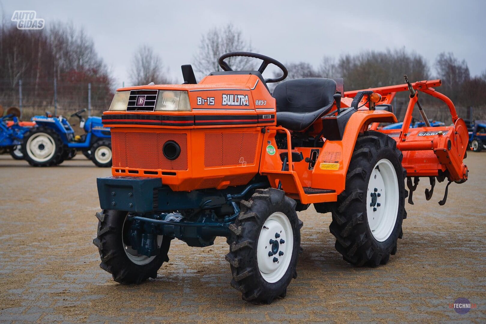 Kubota B1-15 1988 m Traktorius