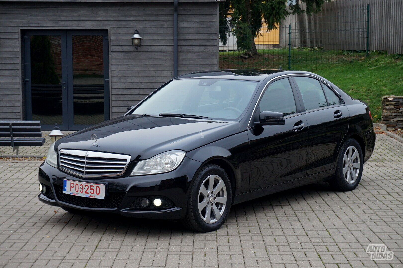 Mercedes-Benz C 220 2012 г Седан