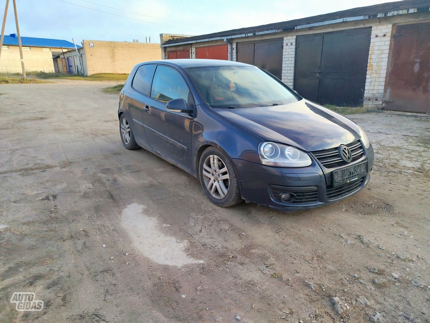 Volkswagen Golf 2006 y parts