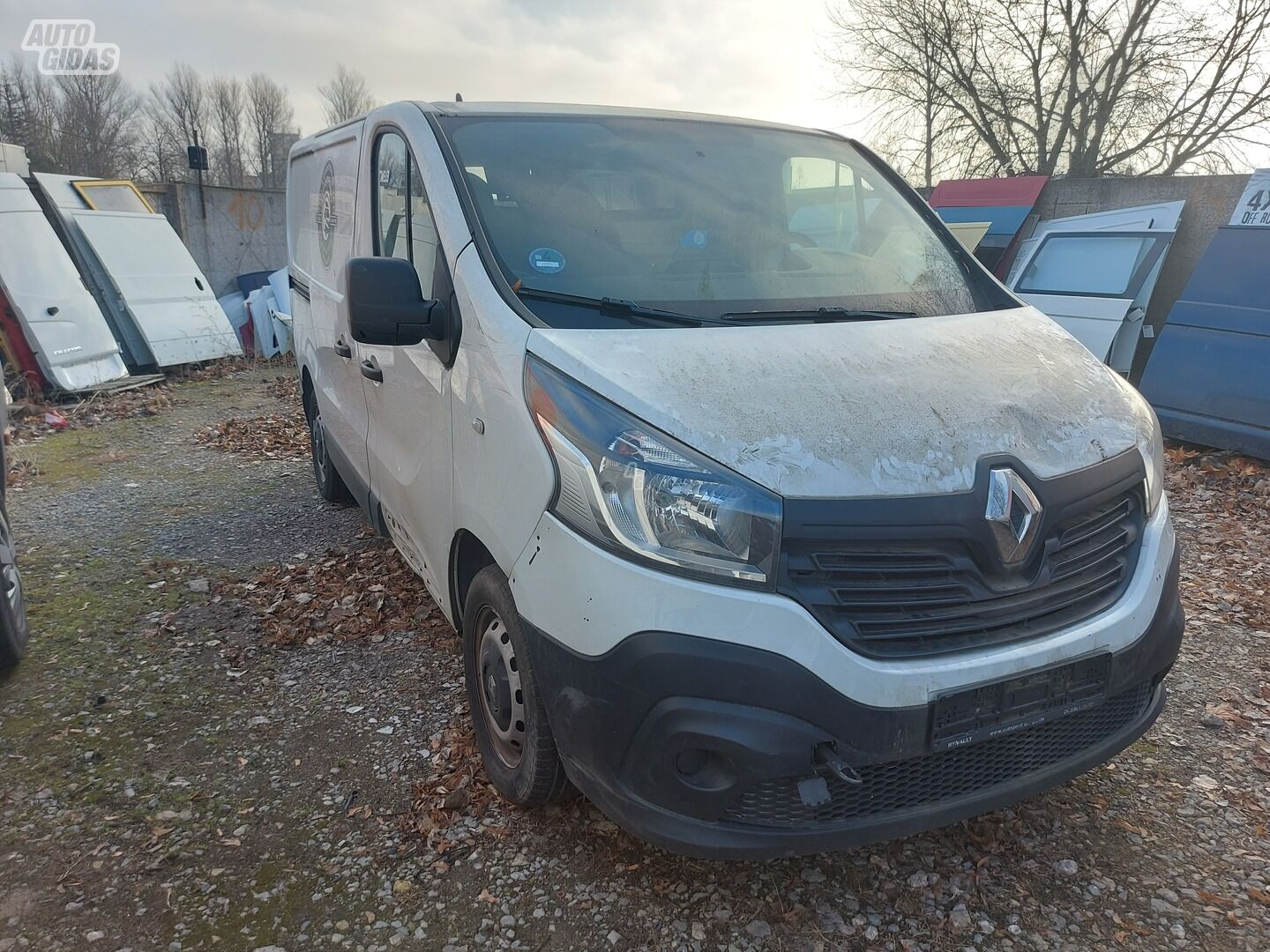 Renault Trafic II 2015 y parts