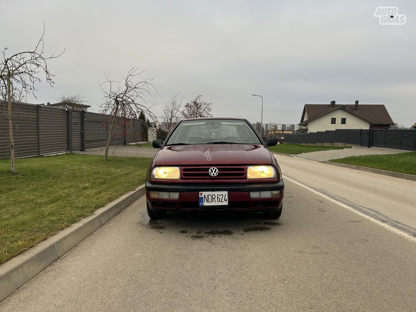 Volkswagen Vento 5587 1995 y