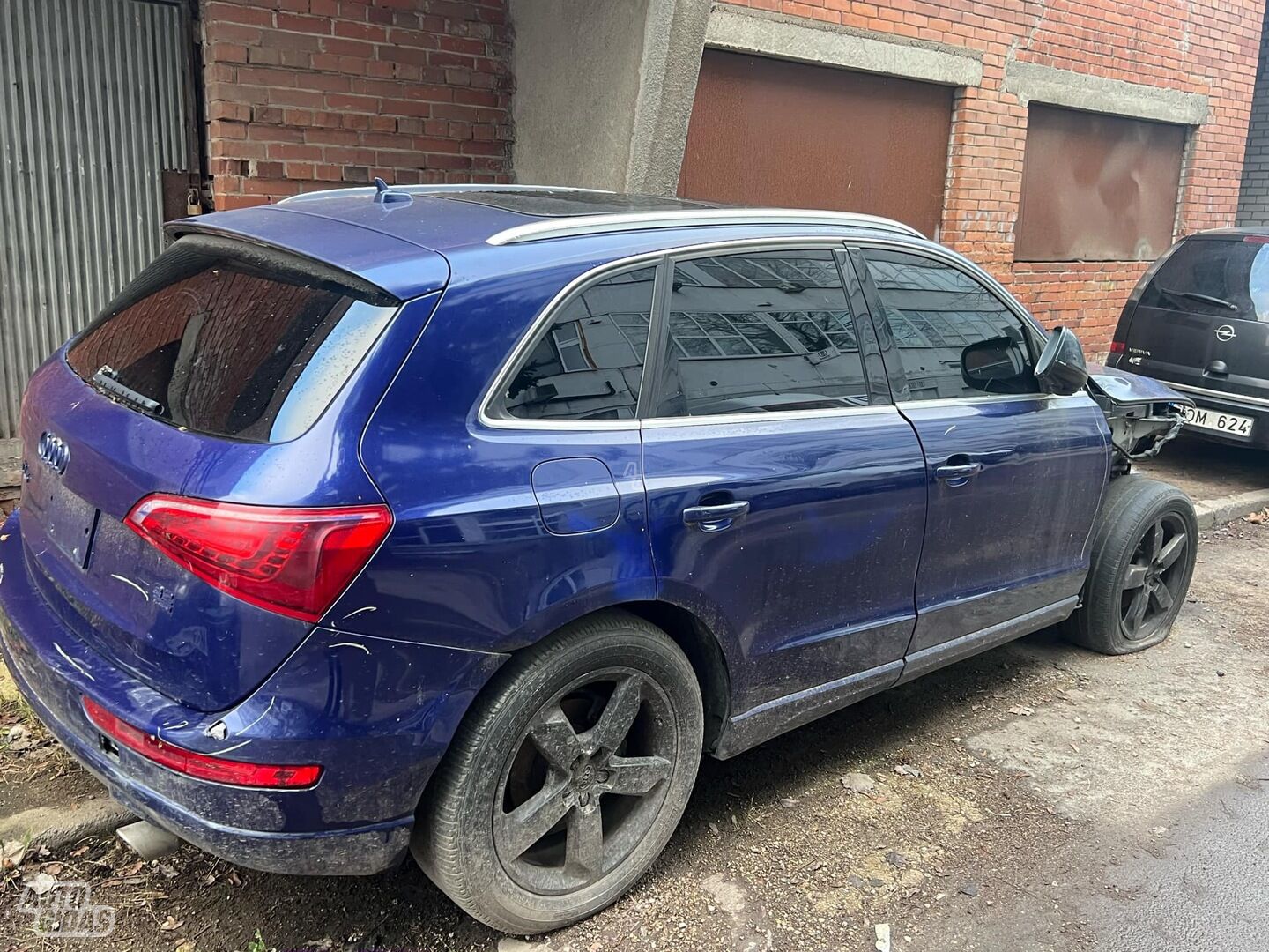 Audi Q5 2010 г Внедорожник / Кроссовер