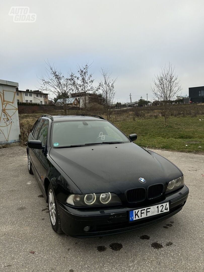 Bmw 525 E39 2002 г