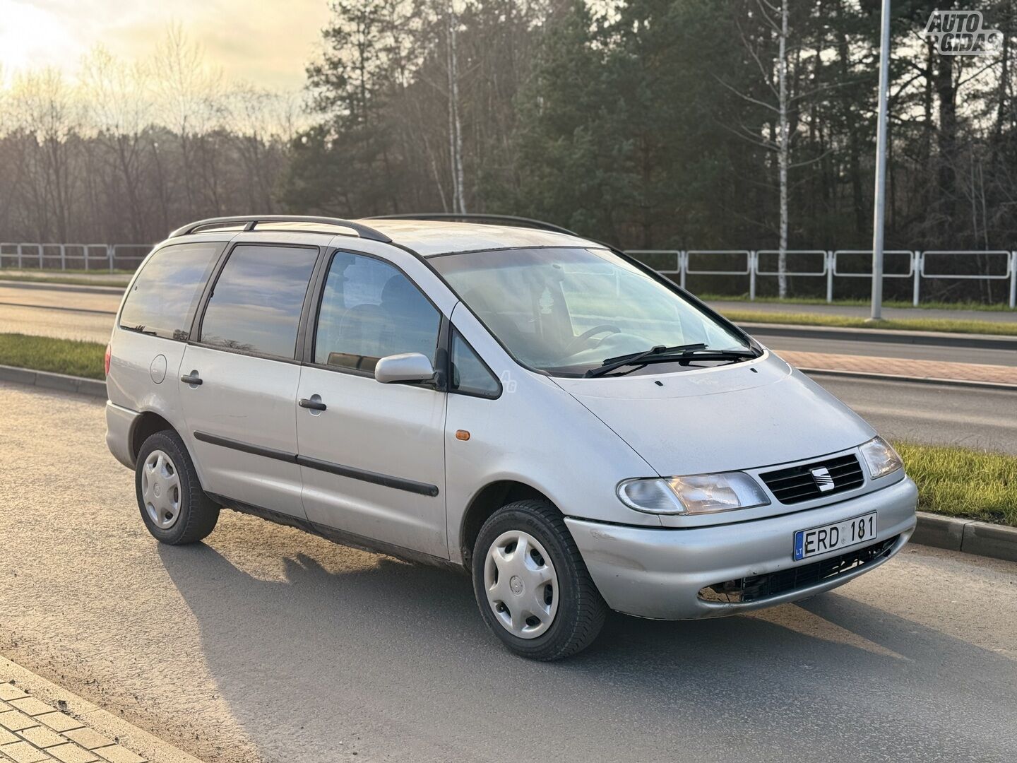 Seat Alhambra 2000 y Van