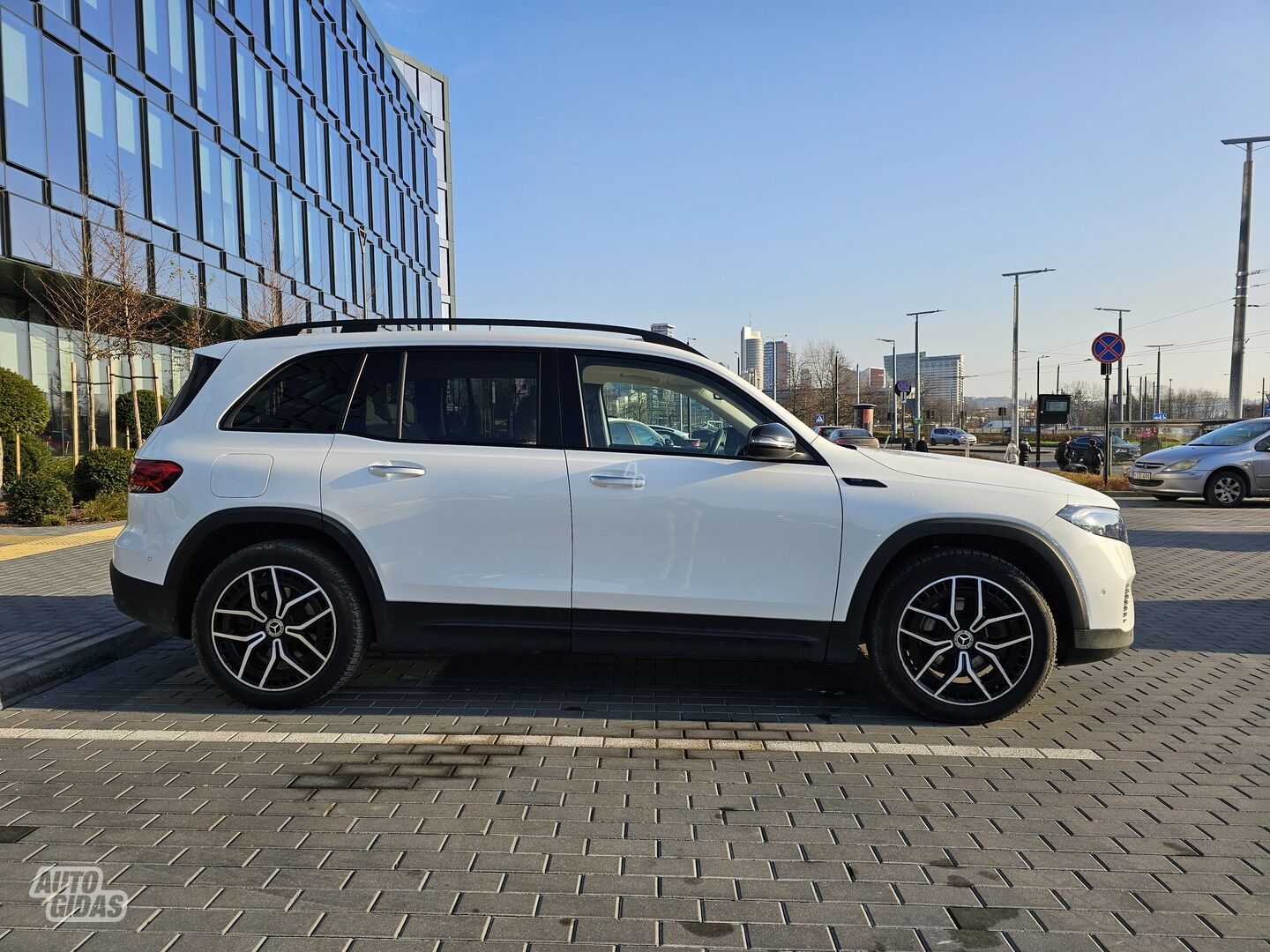 Mercedes-Benz EQB 2023 y Off-road / Crossover