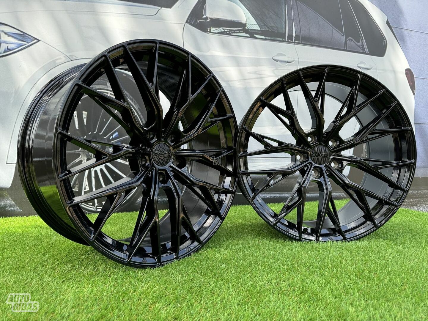 HAXER Wheels HX042 VW, Audi, Subaru, Lexus lengvojo lydinio R18 ratlankiai