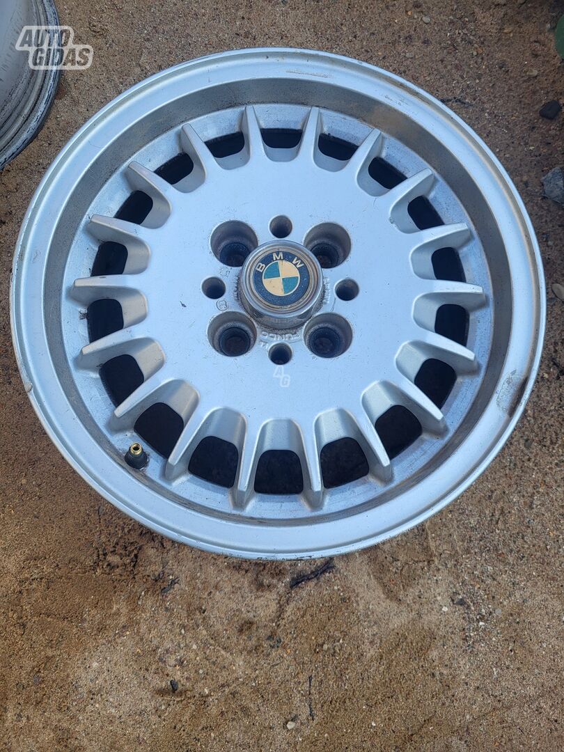 BMW 325 light alloy R14 rims