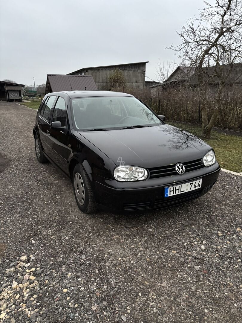 Volkswagen Golf IV 1998 y