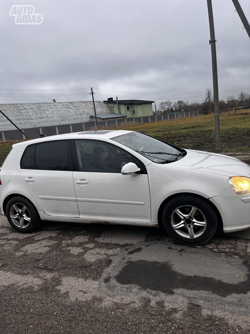 Volkswagen Golf 2008 y Hatchback