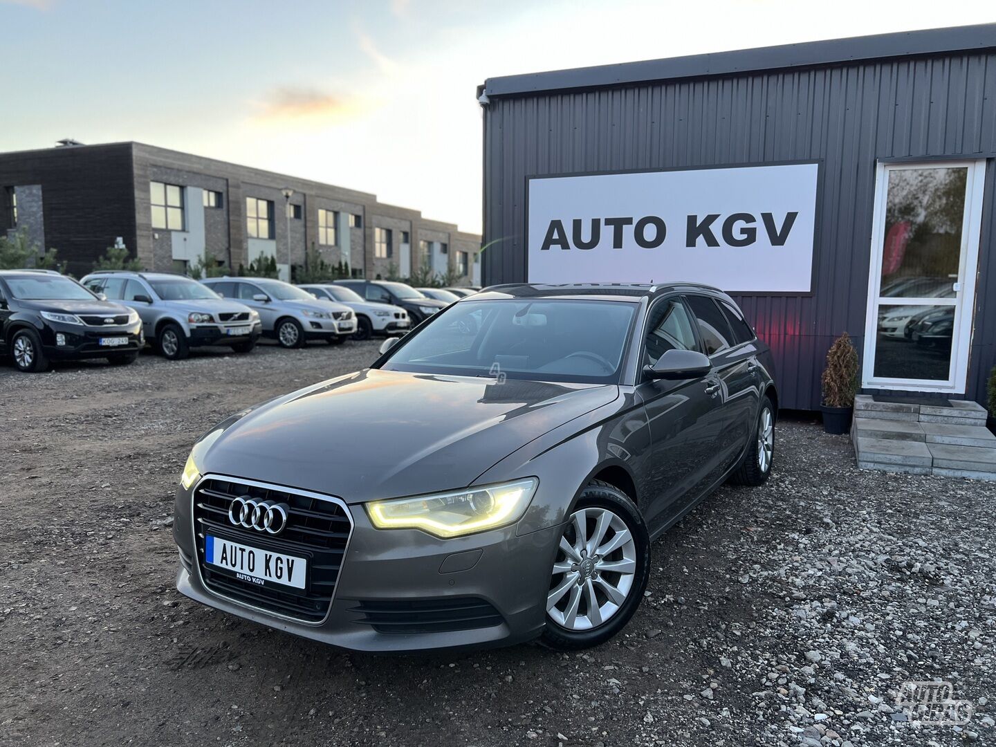 Audi A6 2012 m Universalas