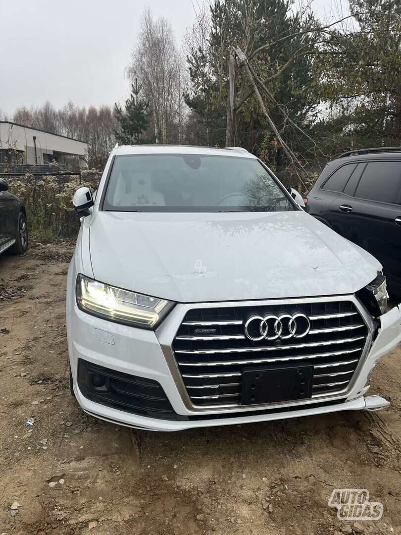 Audi Q7 TFSI 2017 г